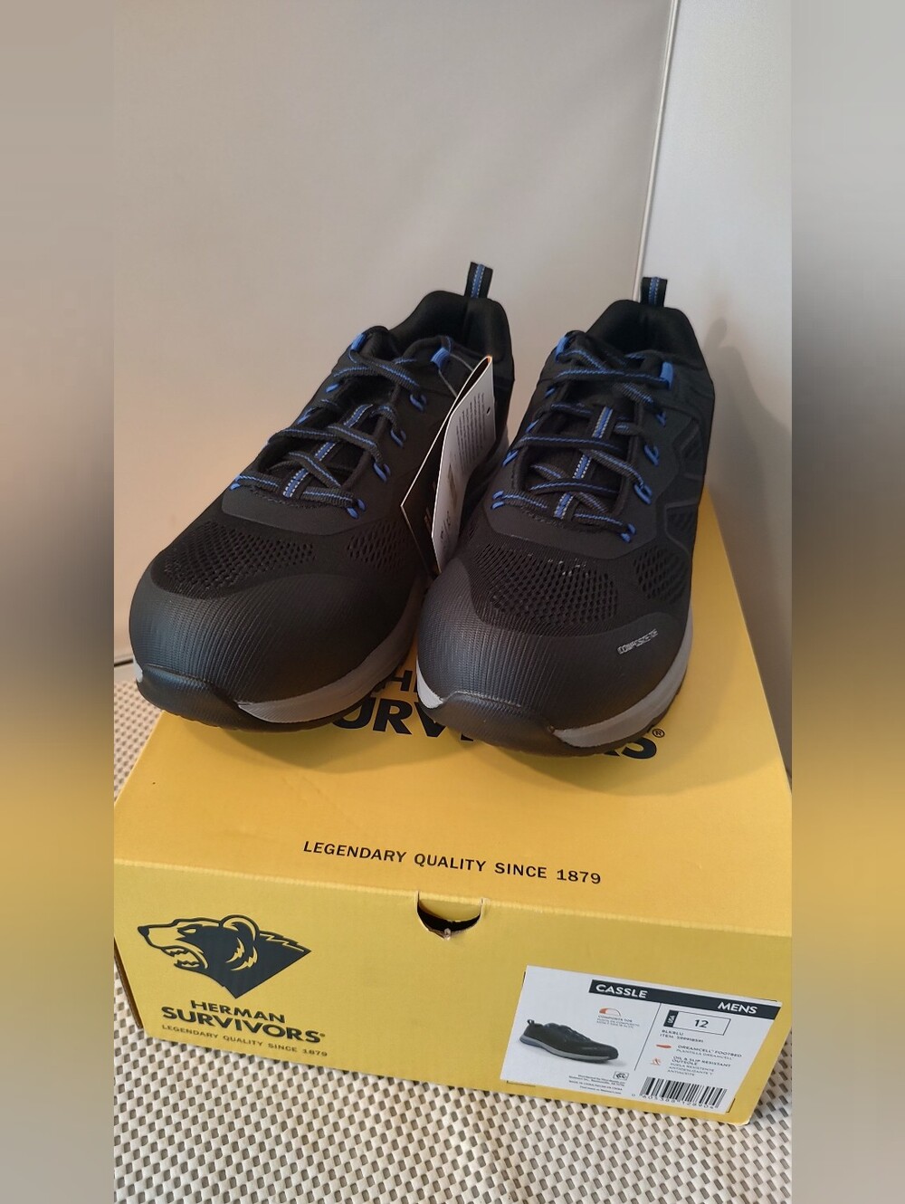 Herman Survivors Men's Size 12 Cassle Composite Toe Work Shoes
